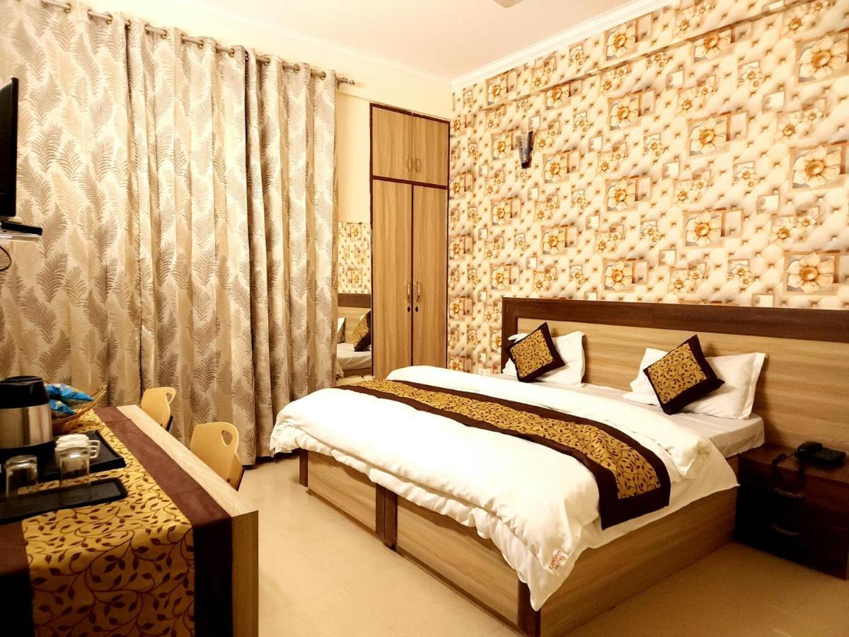 Hotel Sun Haven Greater Noida Kültér fotó