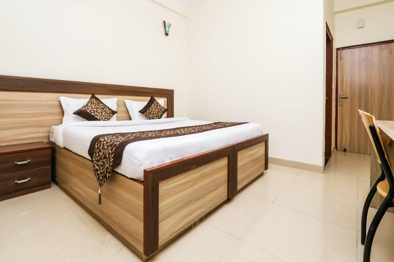 Hotel Sun Haven Greater Noida Szoba fotó